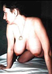 VALERIE SOUMISE ENCEINTE