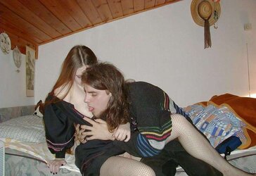 Passionate Teenager With Unshaved Beaver