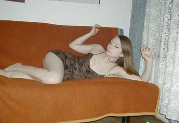 Passionate Teenager With Unshaved Beaver