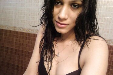 Paki gf NAILA.