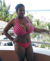 Black top strong femmes