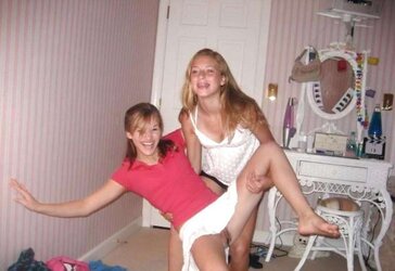 Upskirt amateurs
