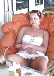 Upskirt amateurs