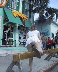Upskirt amateurs