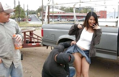 Upskirt amateurs