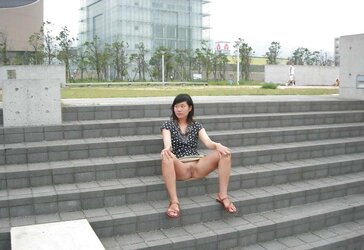 Upskirt amateurs