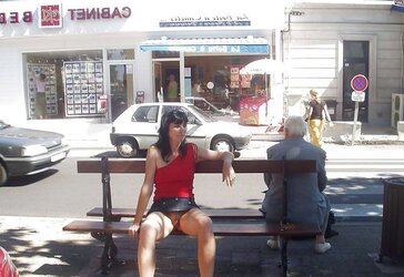 Upskirt amateurs