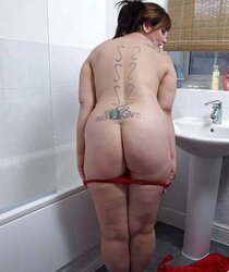 Josephine James Dirty Mummy shower time