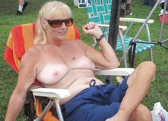 Mature saggy knockers