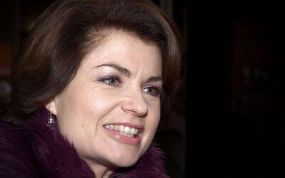 Jane Hill (girl/girl newsreader)
