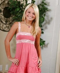 Small Ash-Blonde Beauty