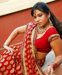Gorgeous Jyothi Aunty