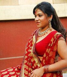 Gorgeous Jyothi Aunty
