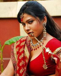 Gorgeous Jyothi Aunty