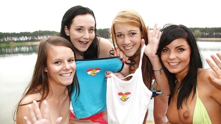 Some super-steamy teenager outdoor pictures