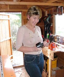 Sara in shed