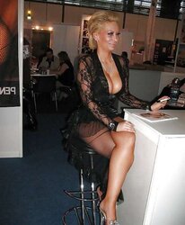 Slutwear five ( Habilles Comme Des Putes ) By TROC