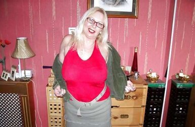 Huge-Chested Miss Lesley Part