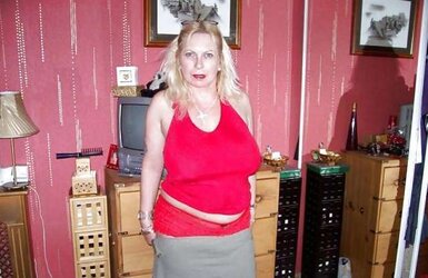 Huge-Chested Miss Lesley Part