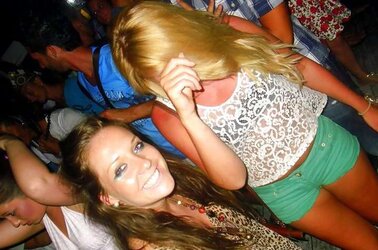 FB breezies swimsuit pics degrade