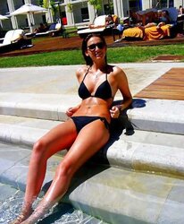 FB breezies swimsuit pics degrade