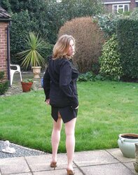 Sarah, 37 from Woking