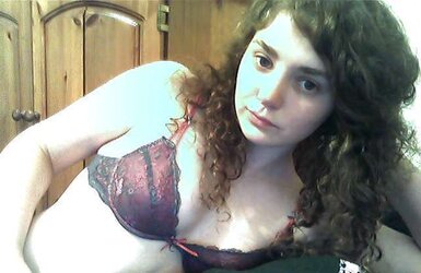 Ultra-Cute chick flashes everything