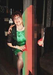 COMMENT WHAT YOU WOULD DO TO THESE MATURE STUNNERS