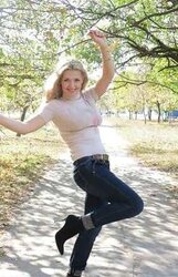 Magnificent daitinggirls in high-heeled shoes