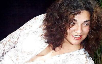 Dark-Haired PLUMPER getting unclothed