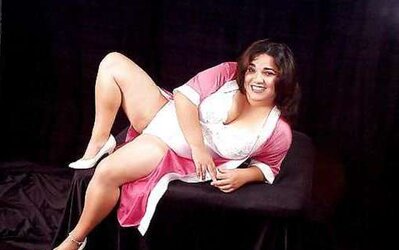 Dark-Haired PLUMPER getting unclothed
