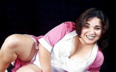 Dark-Haired PLUMPER getting unclothed