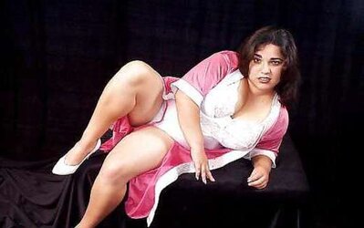 Dark-Haired PLUMPER getting unclothed