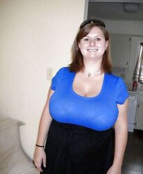 Dressed boobs (Titten bekleidet)