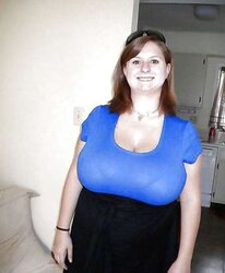 Dressed boobs (Titten bekleidet)