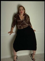 Broad thighs Smallish Titty