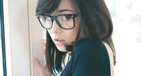 Glasses Are Uber-Sexy