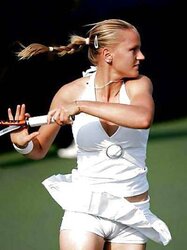 Sport damsels, limber, upskirts and ooops