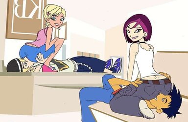 Anime Facesitting