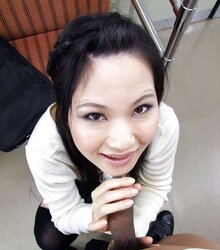 Japanese public oral pleasure