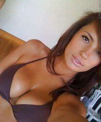 Hooter-Sling Busting Jugs