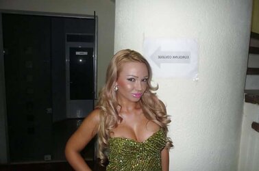Hooter-Sling Busting Jugs