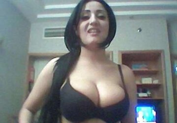 Hooter-Sling Busting Jugs