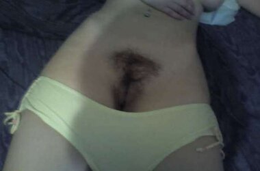 Teenagers with ample poon hooters - Nymphs mit geilen Venushuegel