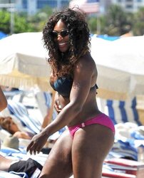 Serena Williams: Bathing Suit Muscle RUMP Pics