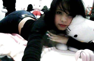 Phat Ass White Girl Latina ghetto caboose (dressed)