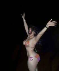 Phat Ass White Girl Latina ghetto caboose (dressed)