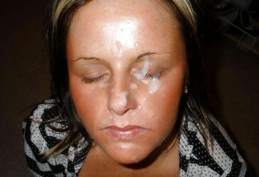 JUNGE GEILE SCHLAMPEN LIEBEN SPERMA IM GESICHT