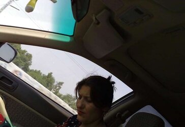Pakistani hooker in car