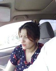 Pakistani hooker in car